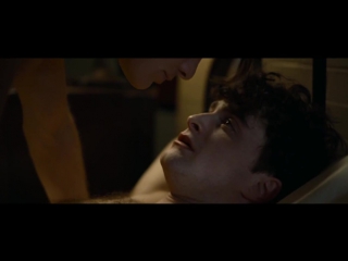 daniel radcliffe gay scene (kill your darlings)